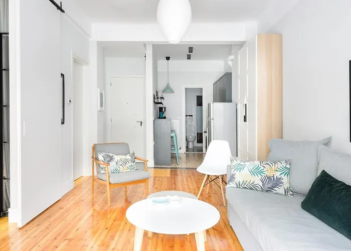 Nat's Place An Exquisite Next To Metro Апартаменты *