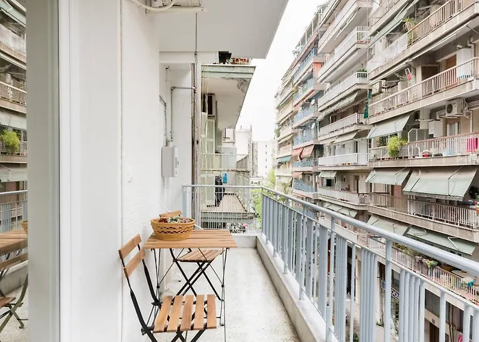 Appartement Nat's Place An Exquisite Next To Metro Thessalonique